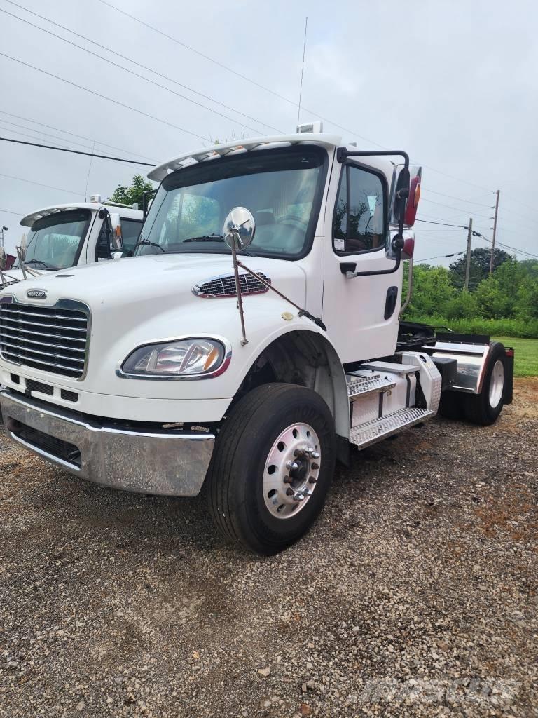 Freightliner M2 曳引機組件