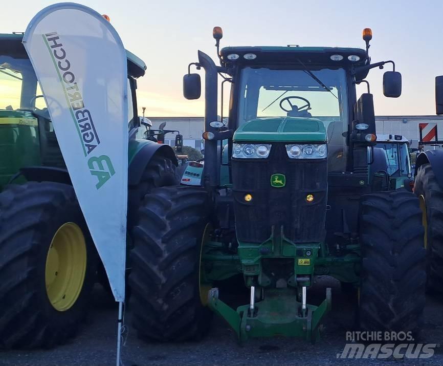 John Deere 7230 R 曳引機