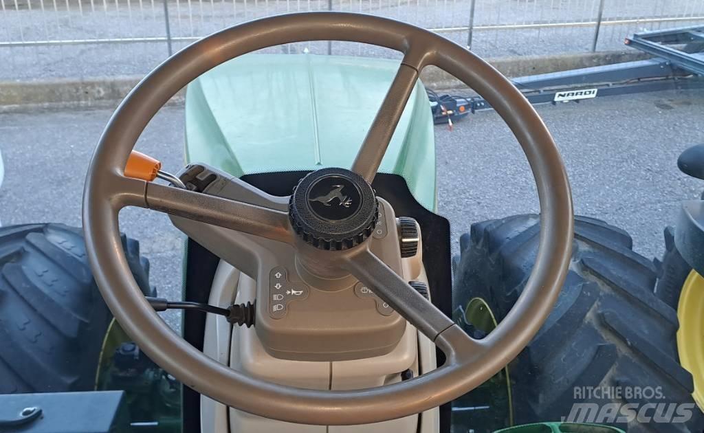 John Deere 7230 R 曳引機