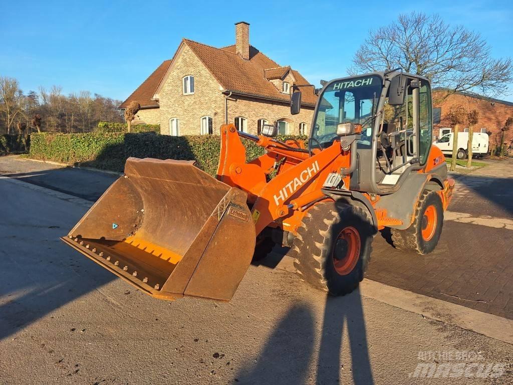 Hitachi ZW 75 輪胎式裝載機