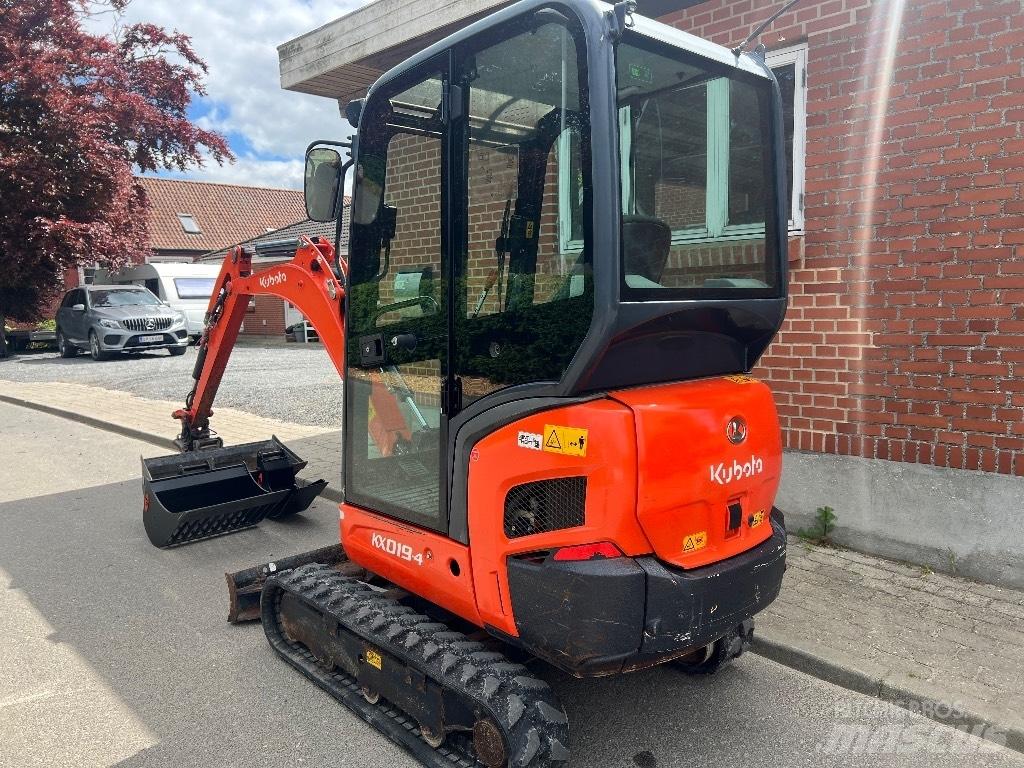 Kubota KX 019-4 小型挖土機/掘鑿機<7t(小型挖掘機)