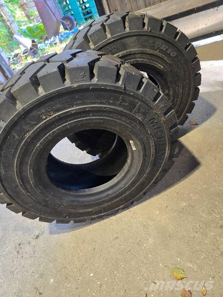 JCB TLT 30 D 伸縮臂操作車