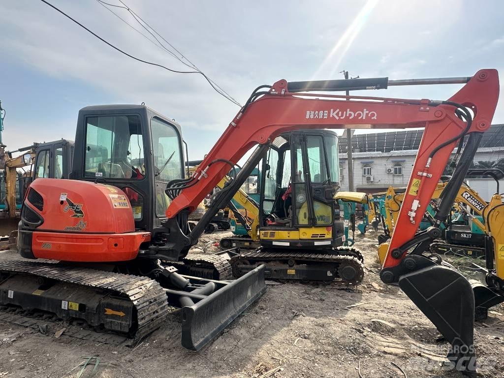 Kubota U35 小型挖土機/掘鑿機<7t(小型挖掘機)