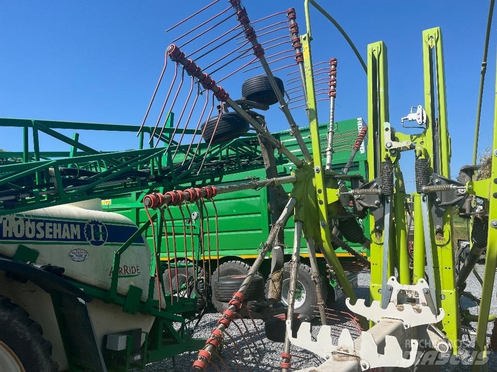 CLAAS Liner 2800 耙與翻草機