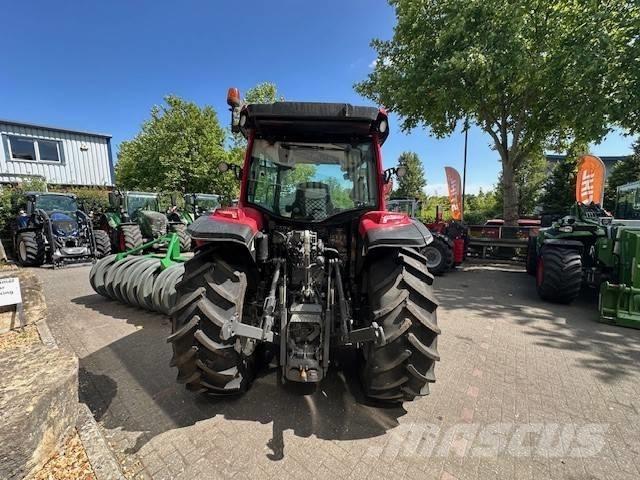 Valtra A 115 MH4 曳引機