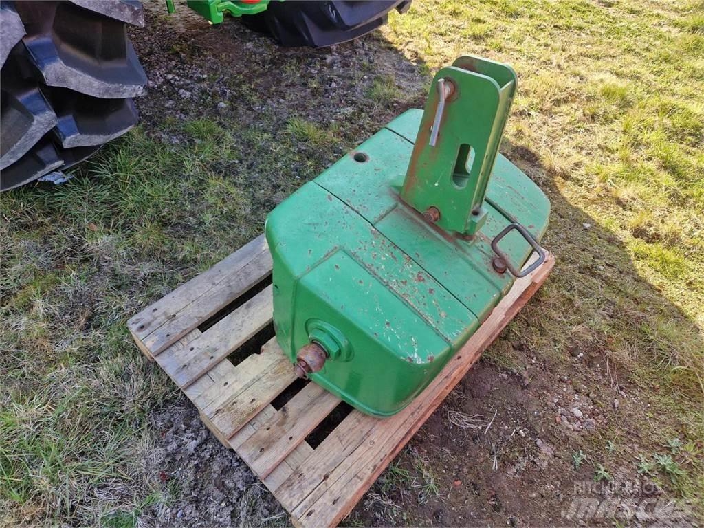 John Deere 900 kg 其他曳引機配件