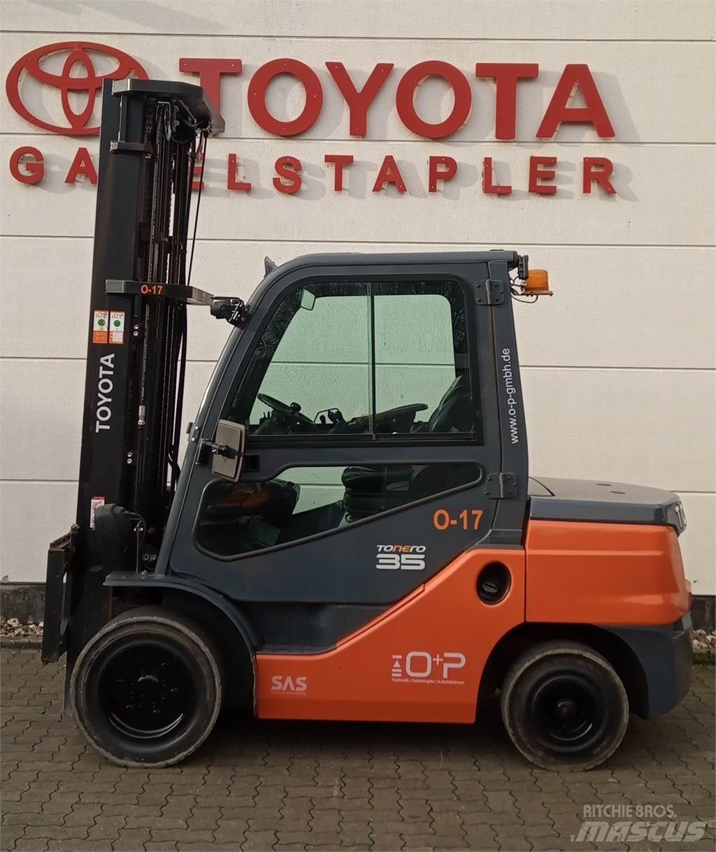 Toyota 52-8FDJF35 柴油卡車