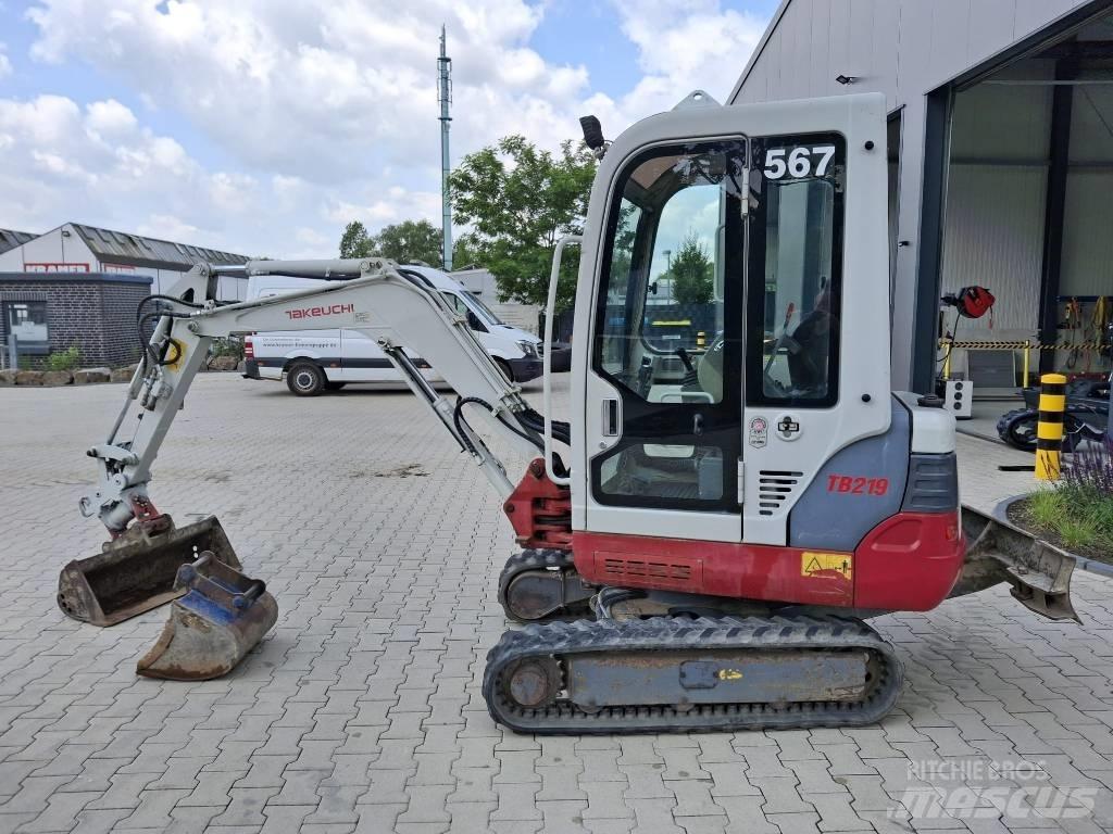 Takeuchi TB 219 小型挖土機/掘鑿機<7t(小型挖掘機)