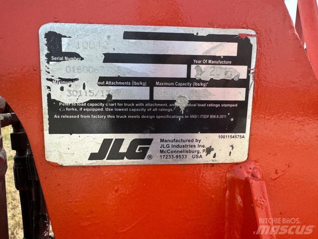 JLG 10042 伸縮臂操作車