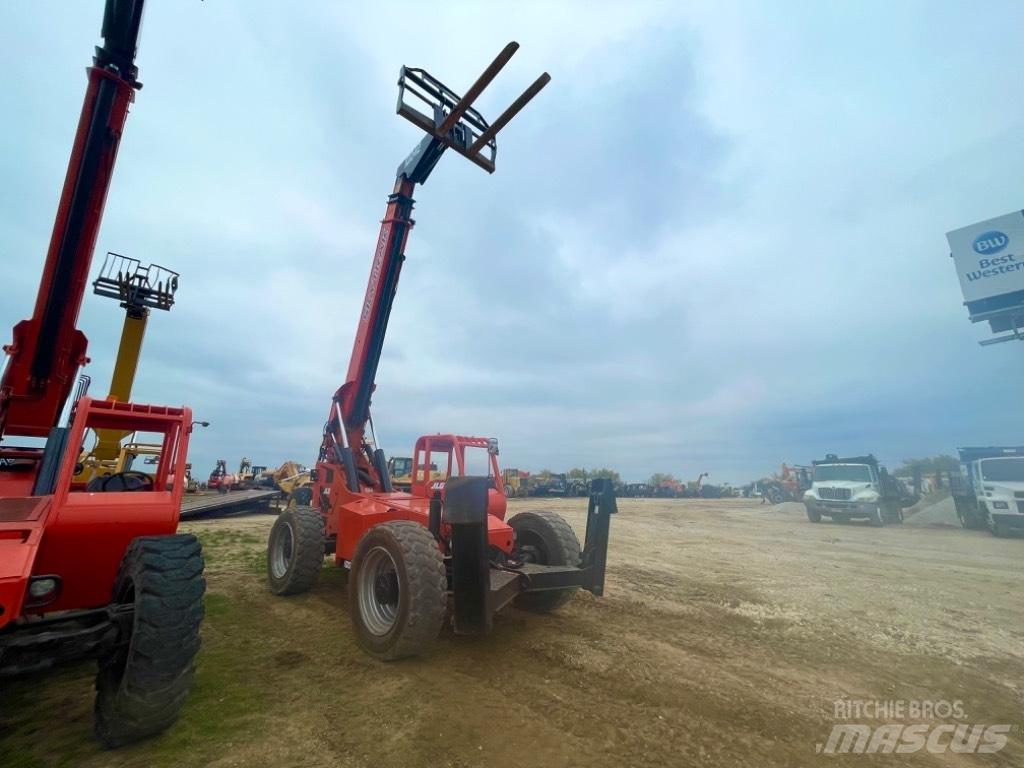 JLG 10042 伸縮臂操作車