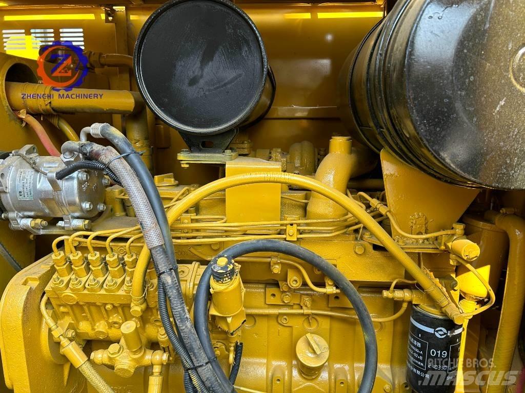 CAT 140 K 平土機