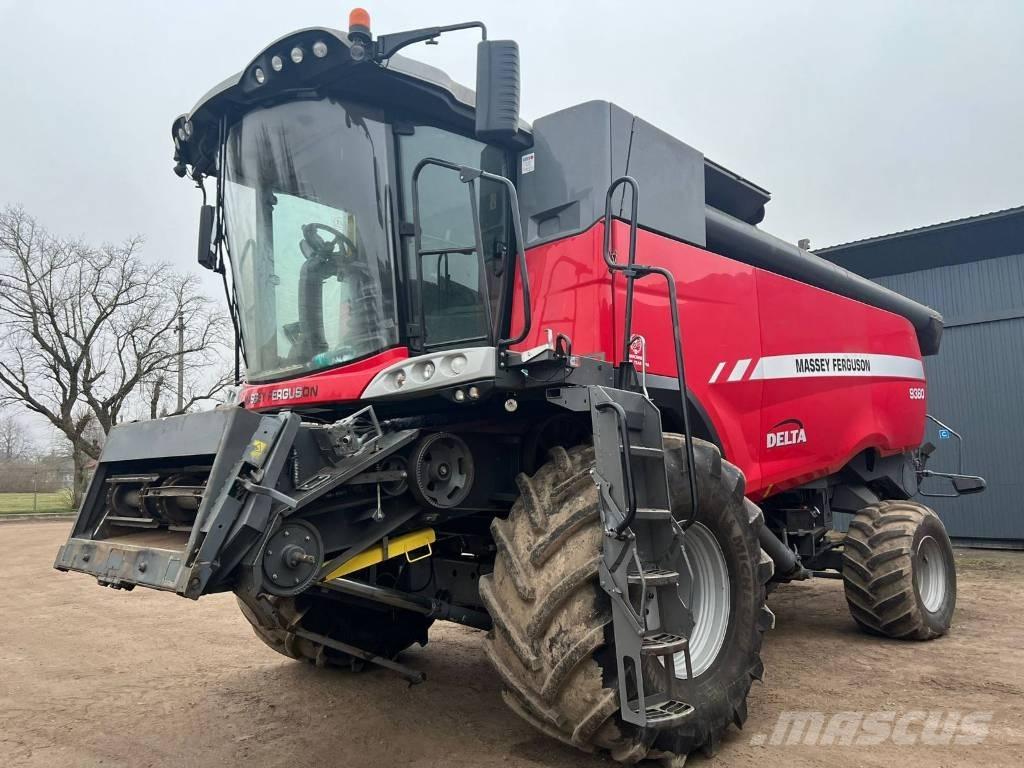 Massey Ferguson 9380 聯合收穫機