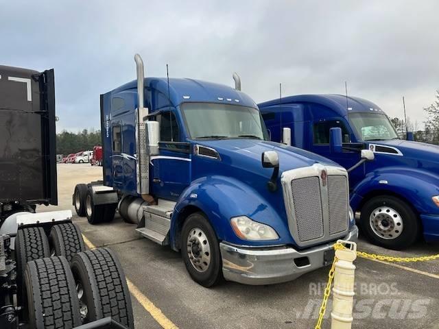 Kenworth T 680 曳引機組件