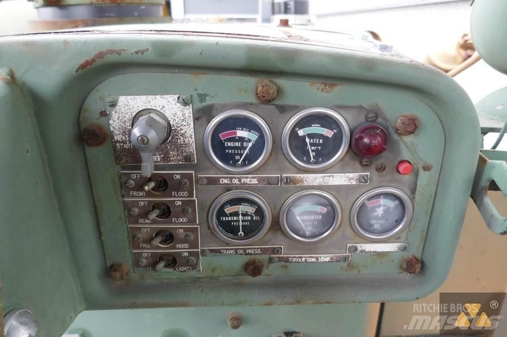 CAT D7F Ex-army 履帶推土機