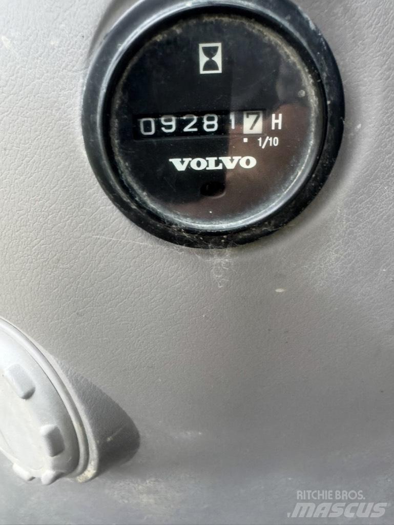 Volvo ECR235DL 履帶式 挖土機/掘鑿機/挖掘機