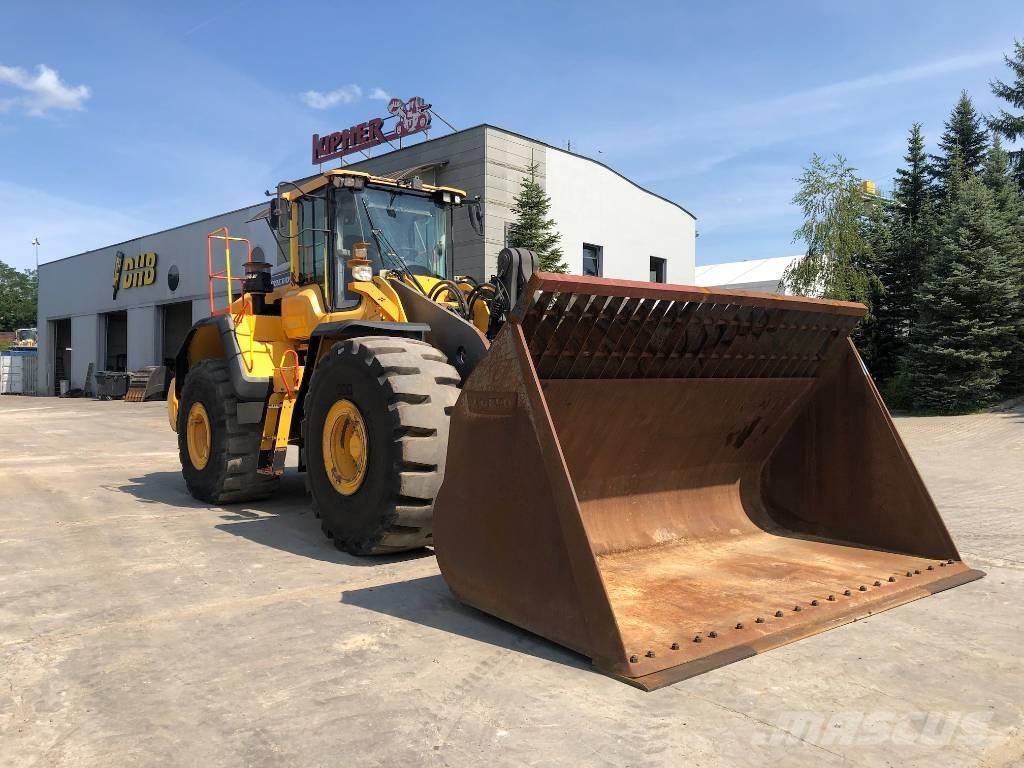 Volvo L220H 輪胎式裝載機