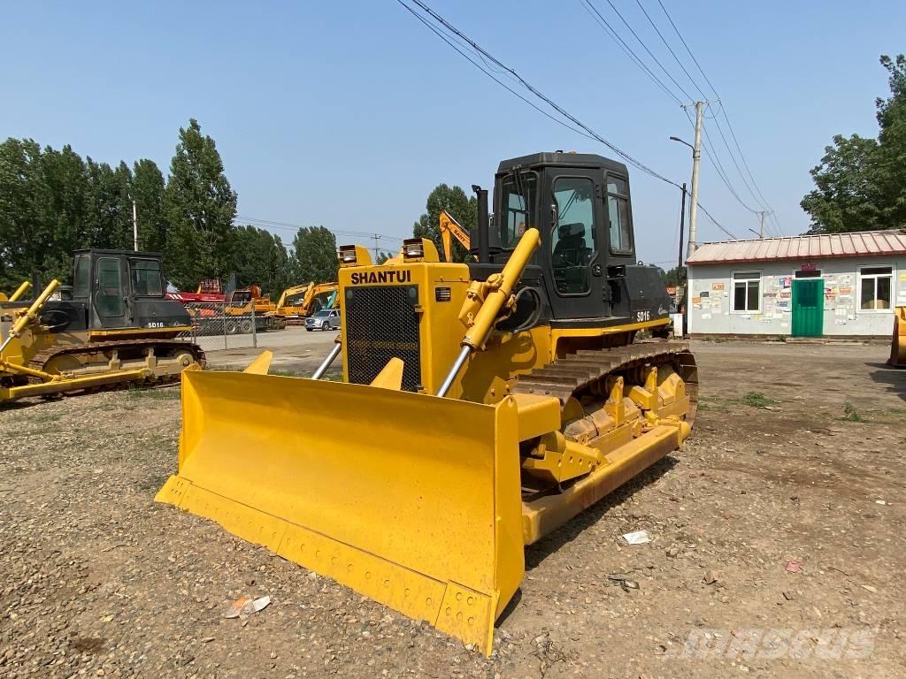 Shantui SD 16 履帶推土機
