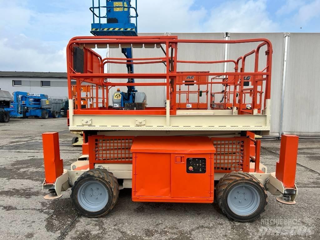 JLG 260 MRT 剪式升降機