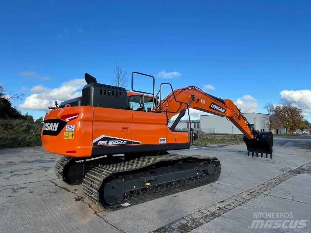 Doosan DX225LC-7 履帶式 挖土機/掘鑿機/挖掘機