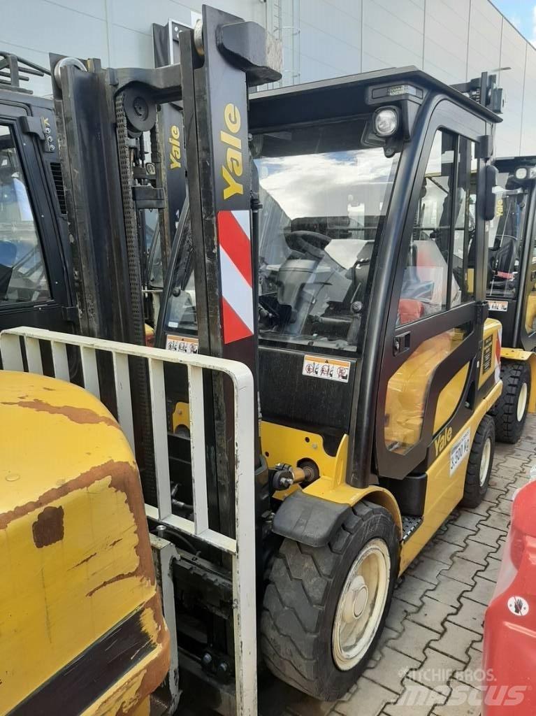Yale GDP35VX 柴油卡車