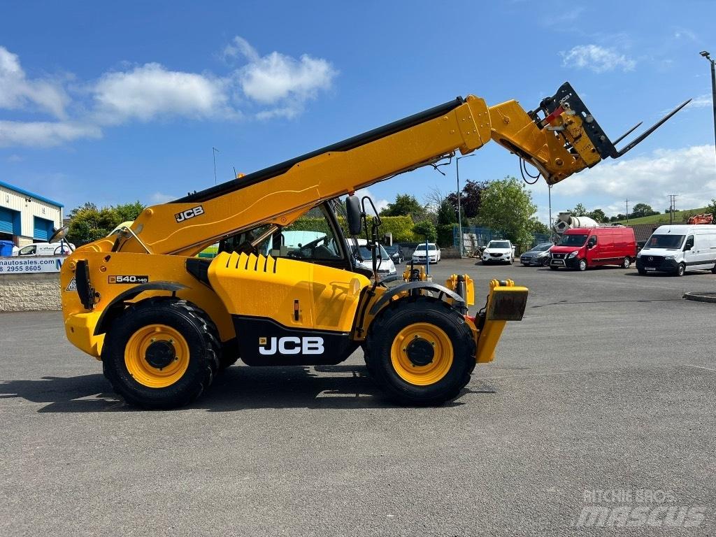 JCB 540-140 Sway / AC 伸縮臂操作車