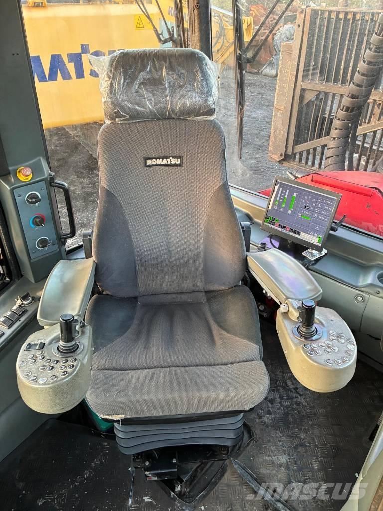 Komatsu 860.4 集運機