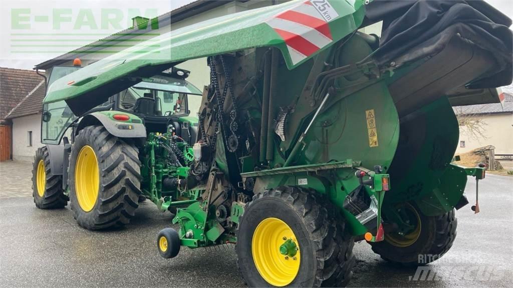 John Deere V461R 方形打捆機