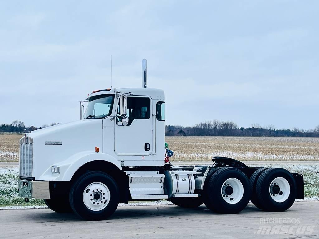 Kenworth T 800 曳引機組件