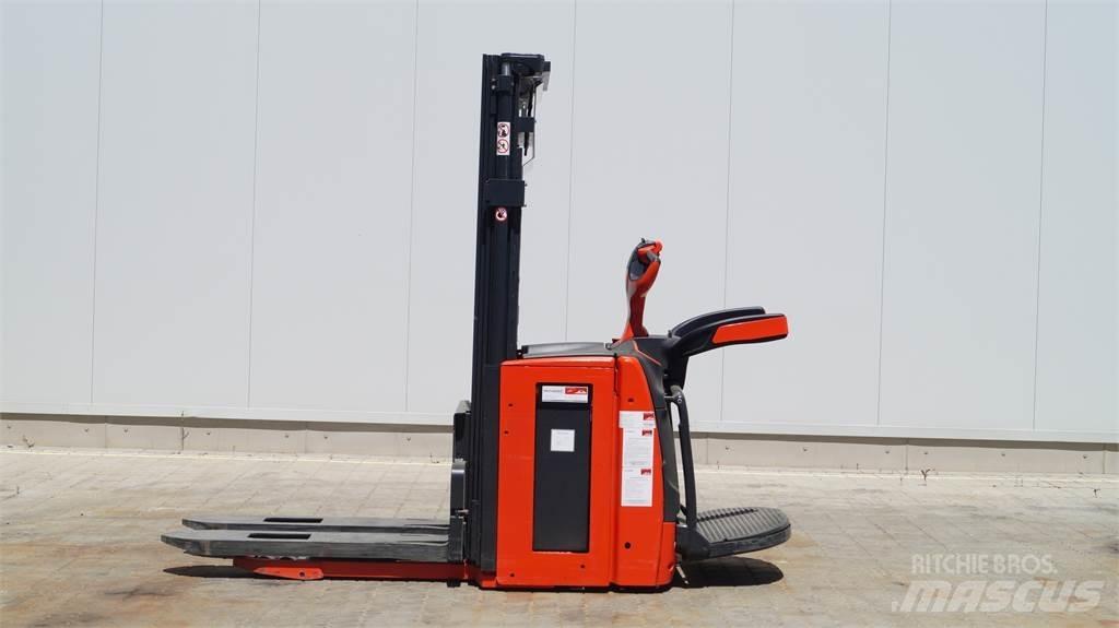 Linde L20APi 行走控制式堆積機