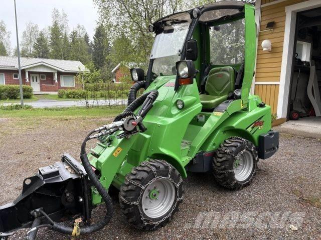 Avant 420 小型裝載機