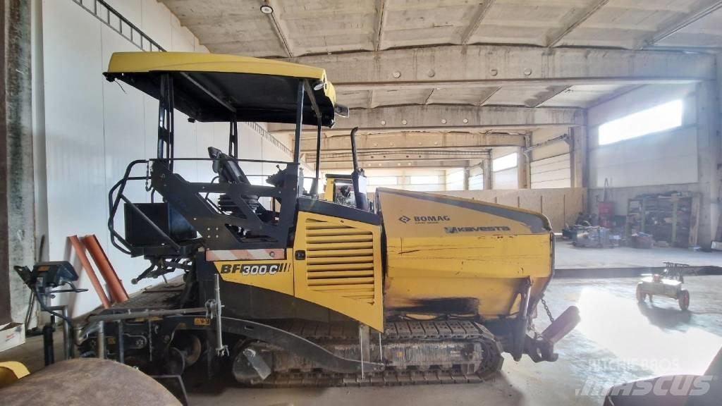 Bomag BF 300 瀝青攤舖機/鋪路機