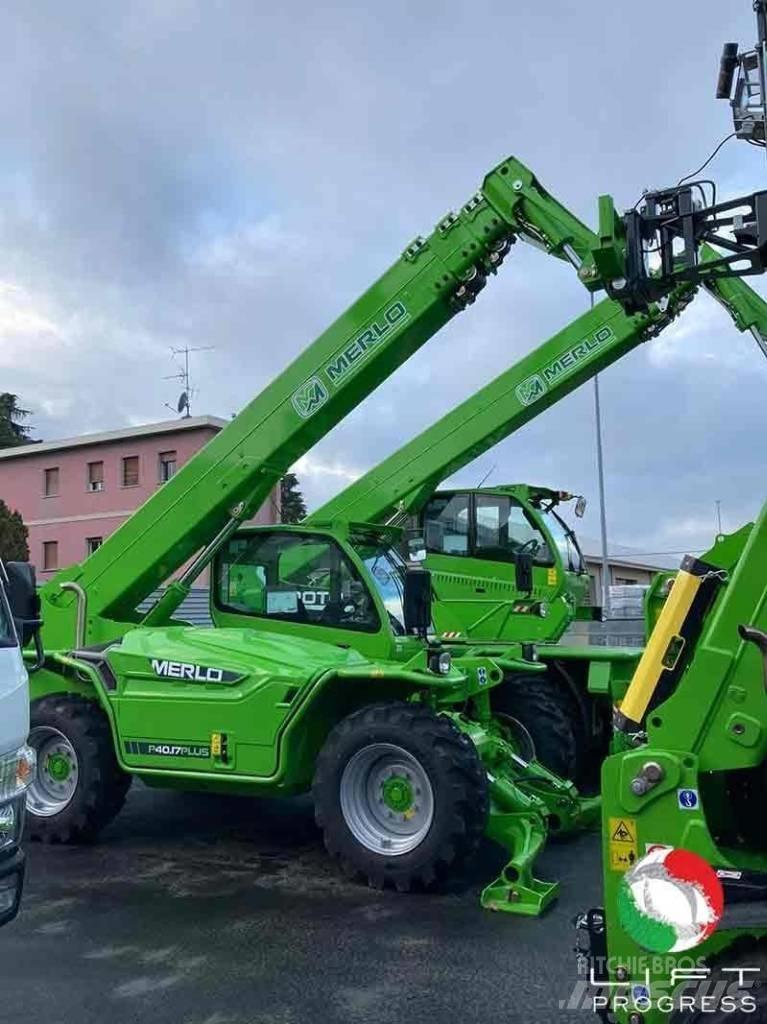 Merlo P40.17 PLUS 伸縮臂操作車