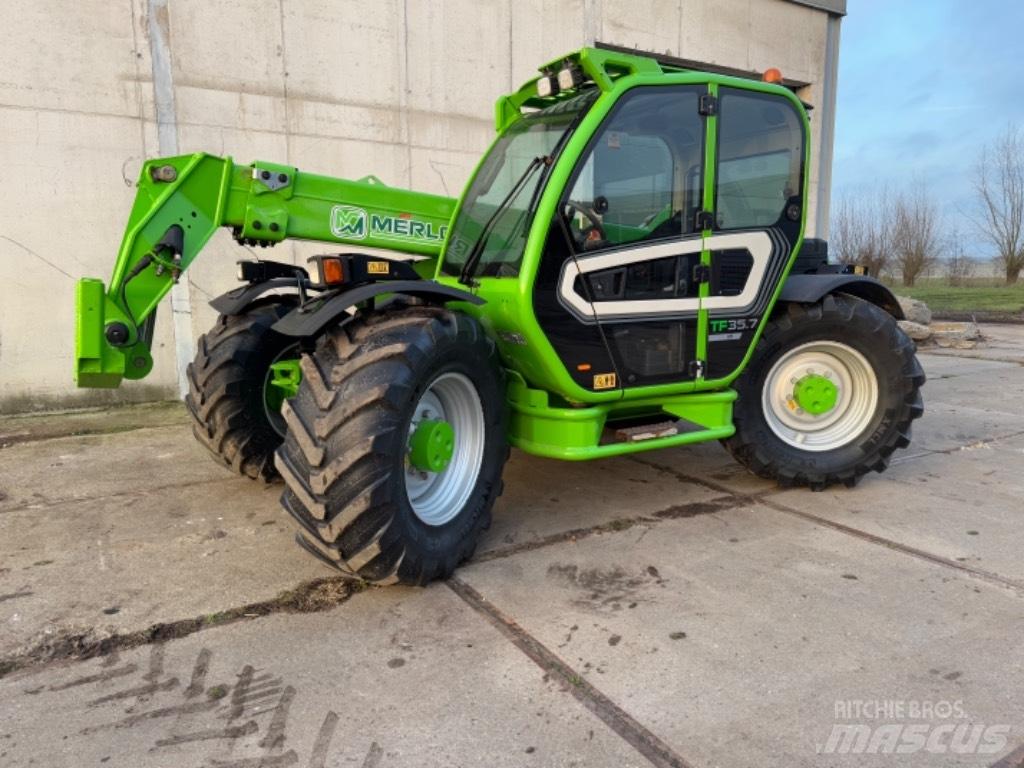 Merlo TF35.7-115 伸縮臂操作車