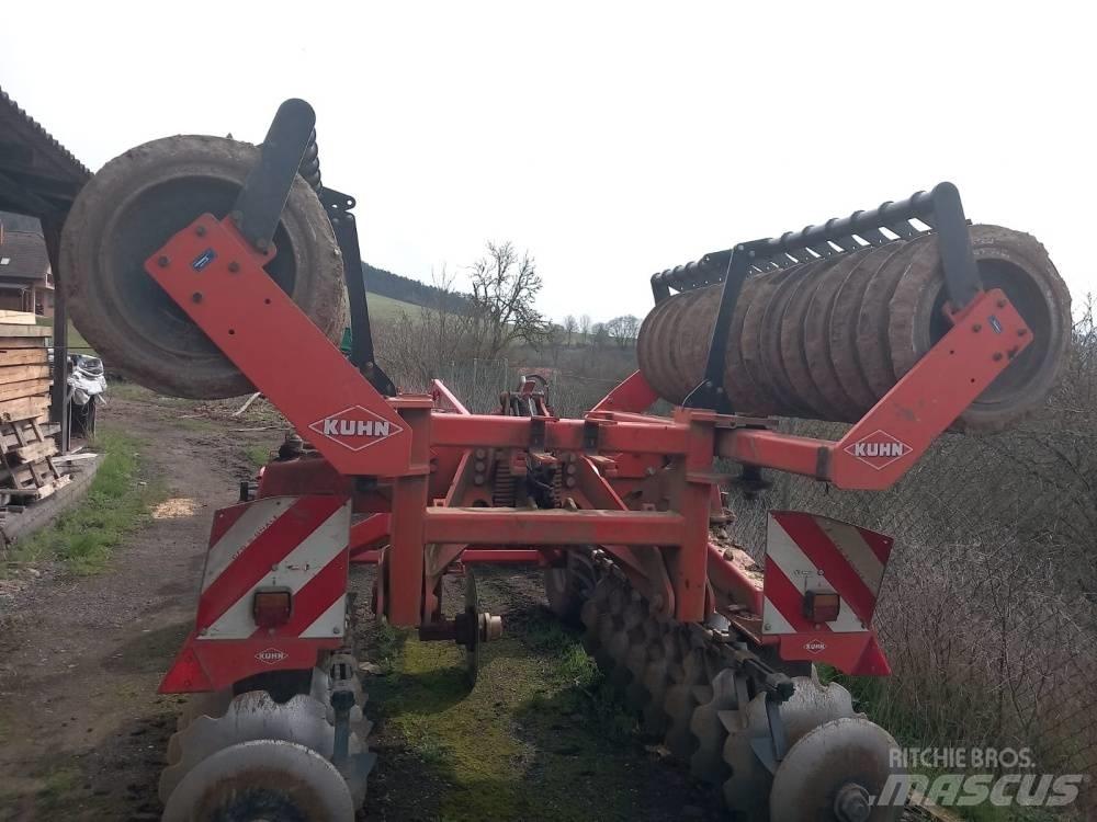 Kuhn Discover XM 2 耙車