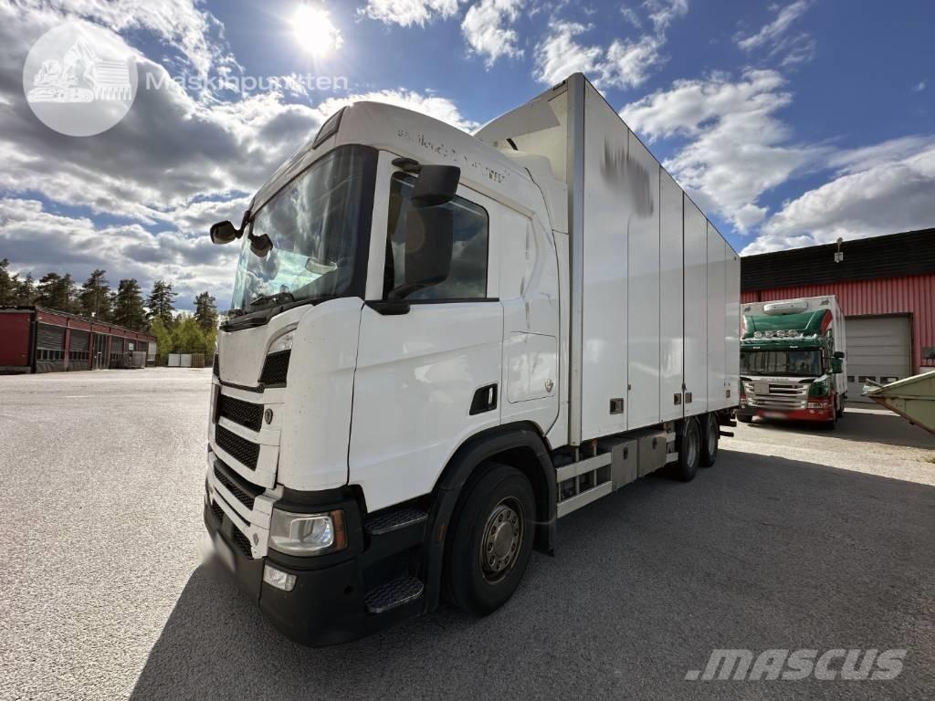 Scania R 520 貨箱式卡車