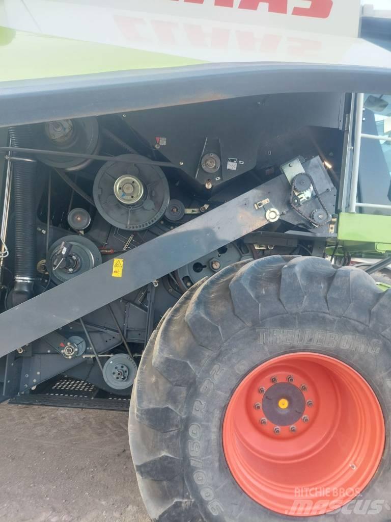 CLAAS Lexion 670 聯合收穫機