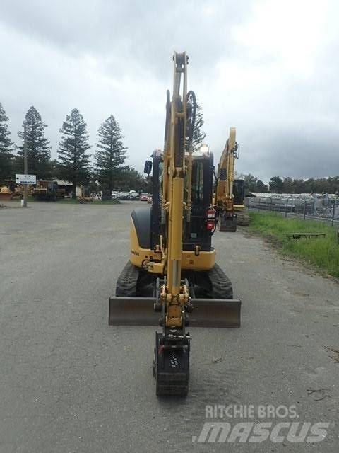 Komatsu PC35MR-5 小型挖土機/掘鑿機<7t(小型挖掘機)