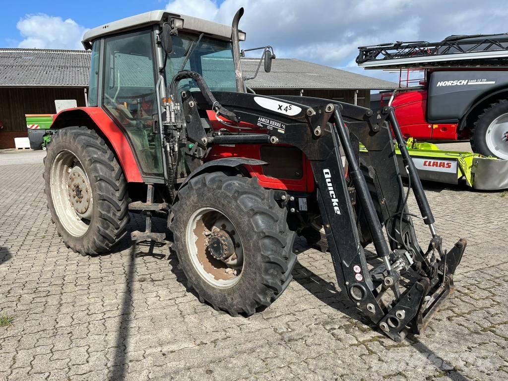 Massey Ferguson 4255 曳引機