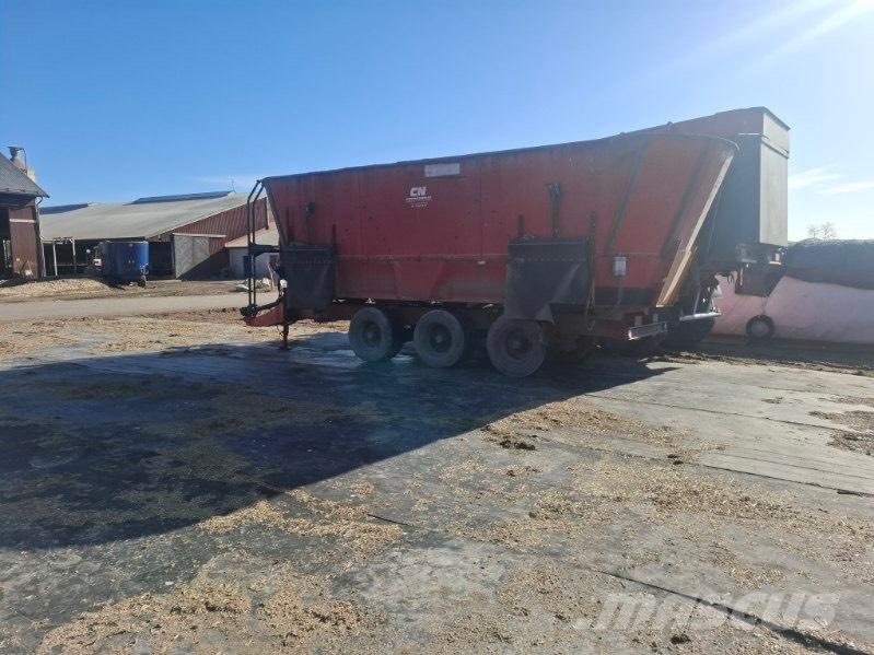 JF FEEDER VM 38 動物進料機