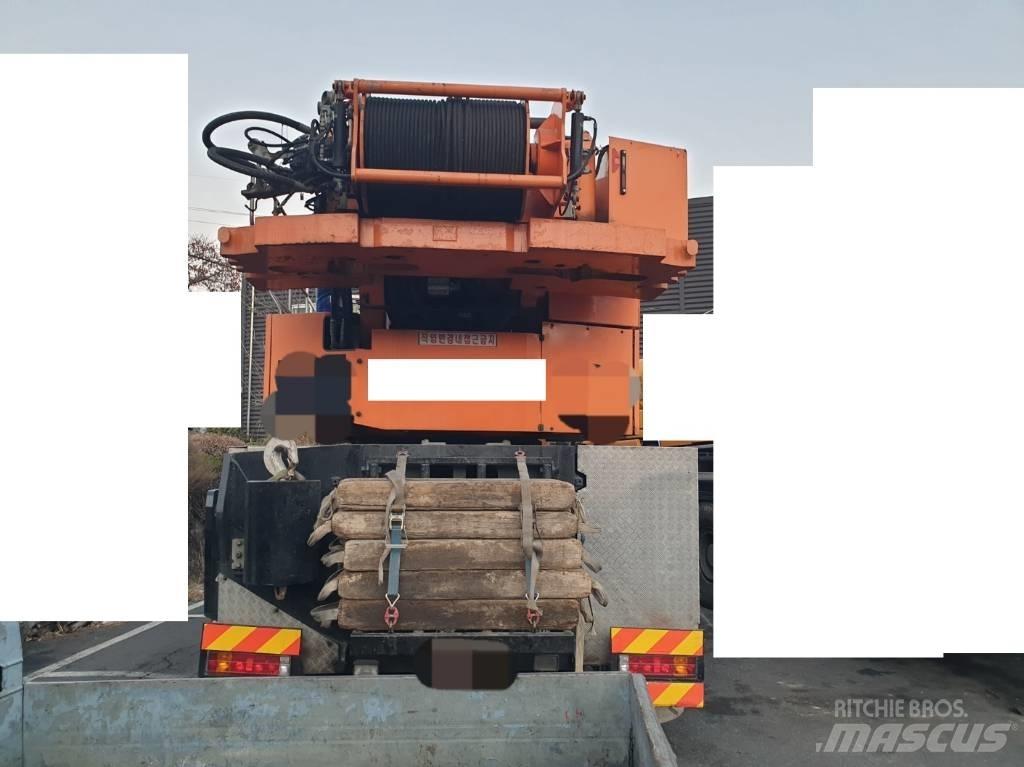 Demag AC 200 全路面起重機/吊車
