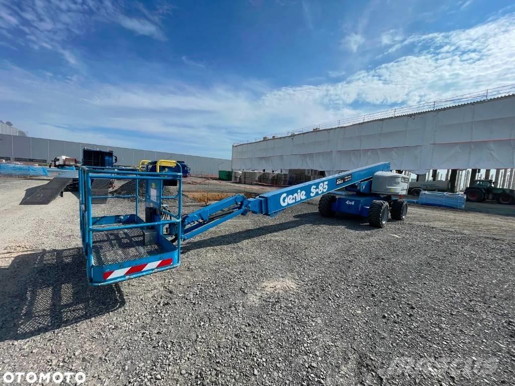 Genie S 85 伸縮臂高空作業車