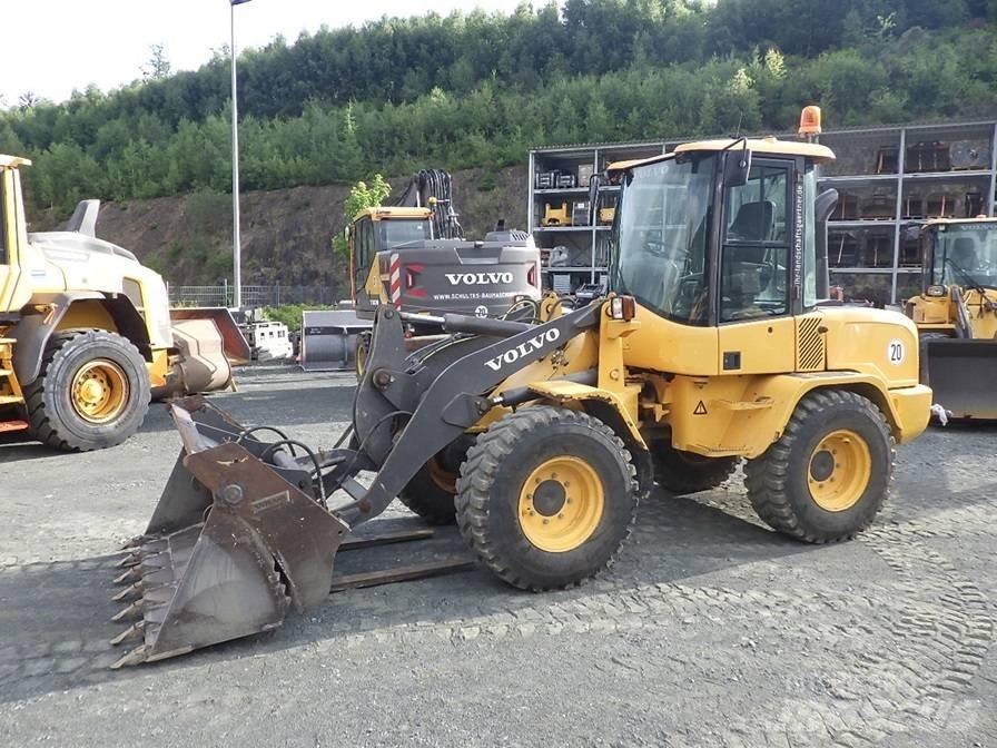 Volvo L 35 G 輪胎式裝載機