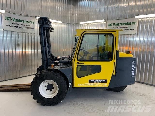 Combilift RT3000 柴油卡車
