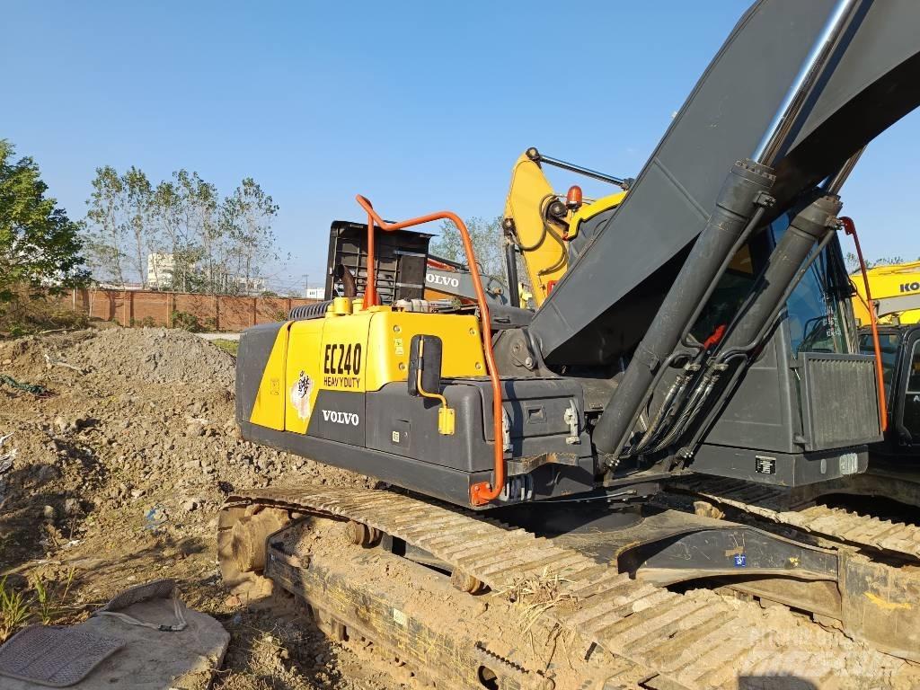 Volvo EC 240 履帶式 挖土機/掘鑿機/挖掘機