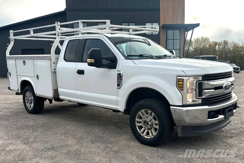 Ford F 350 XLT SD 皮卡.傳統半斗卡車/側卸板