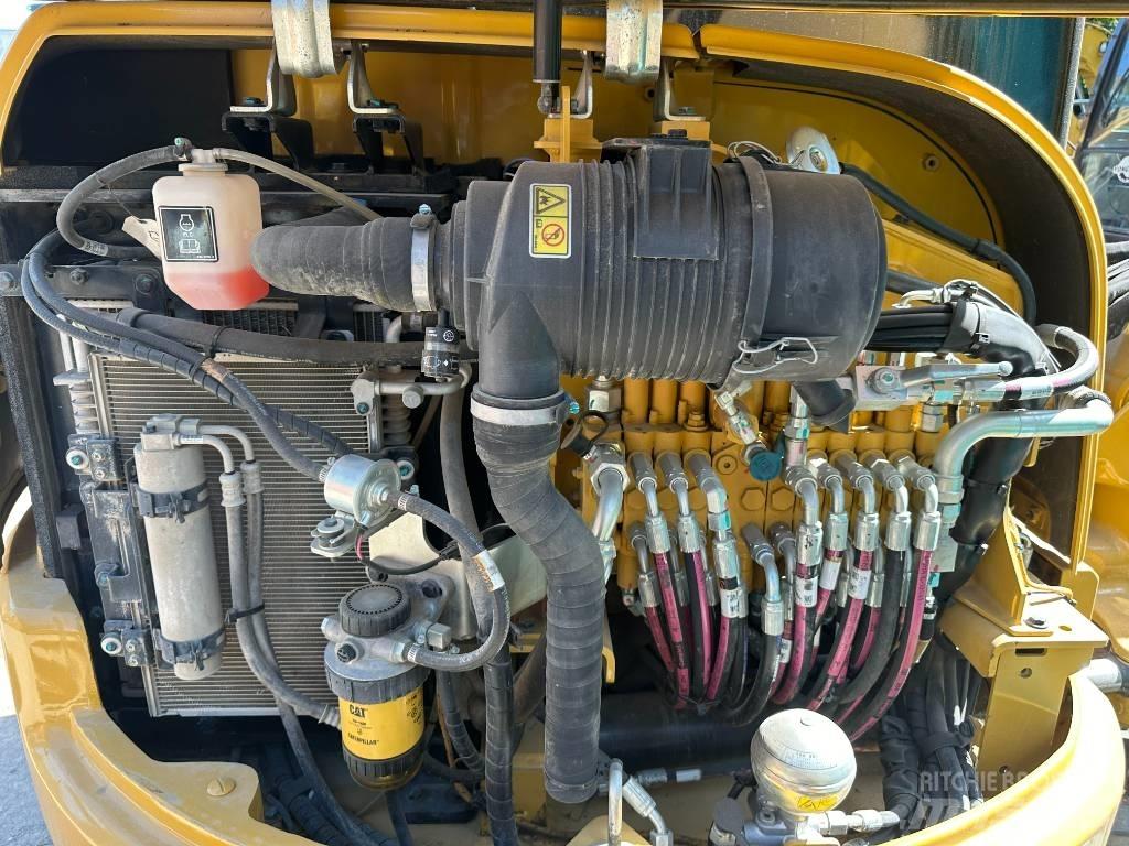 CAT CAT303.5E2 小型挖土機/掘鑿機<7t(小型挖掘機)