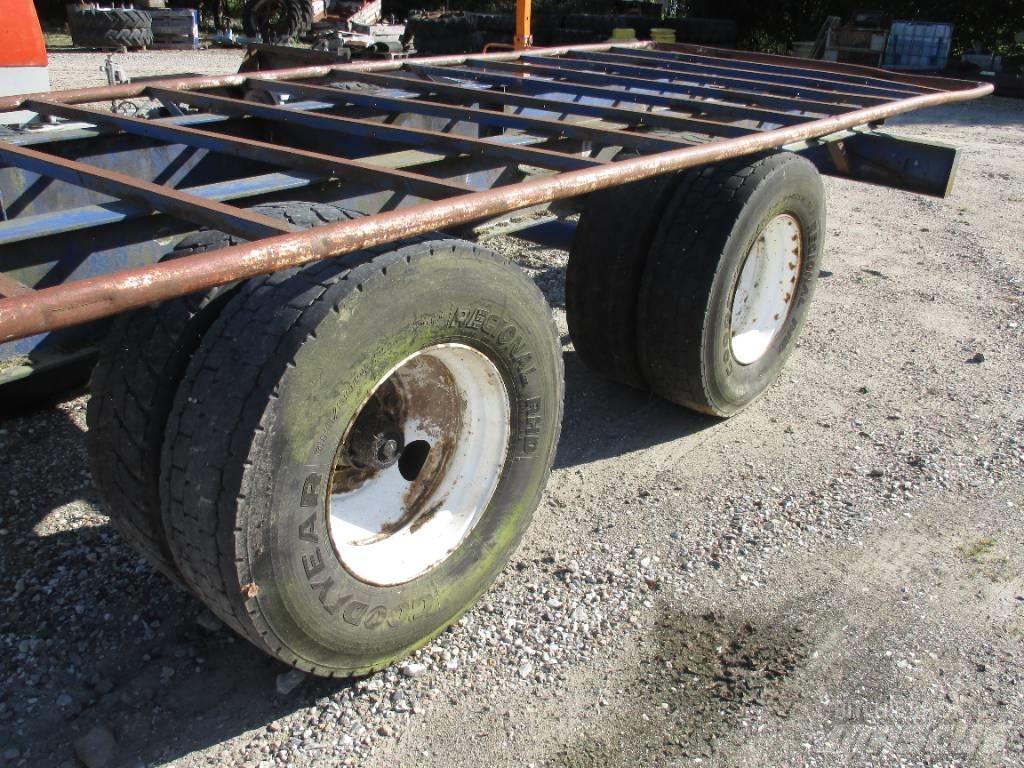  Ballevogn 13,5 m. 草捆拖車