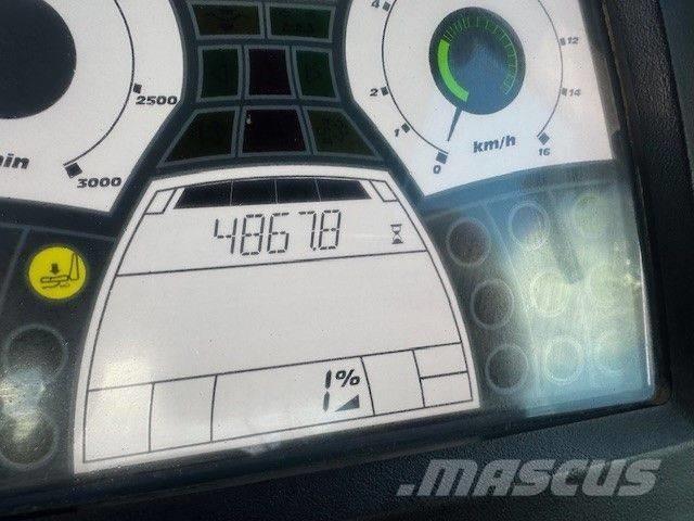 Bomag BW 216 DH-4i 單輪滾壓機