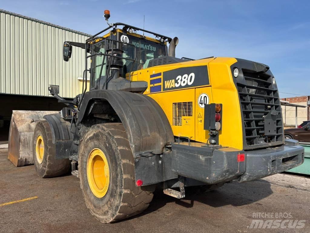Komatsu WA 380-8 輪胎式裝載機