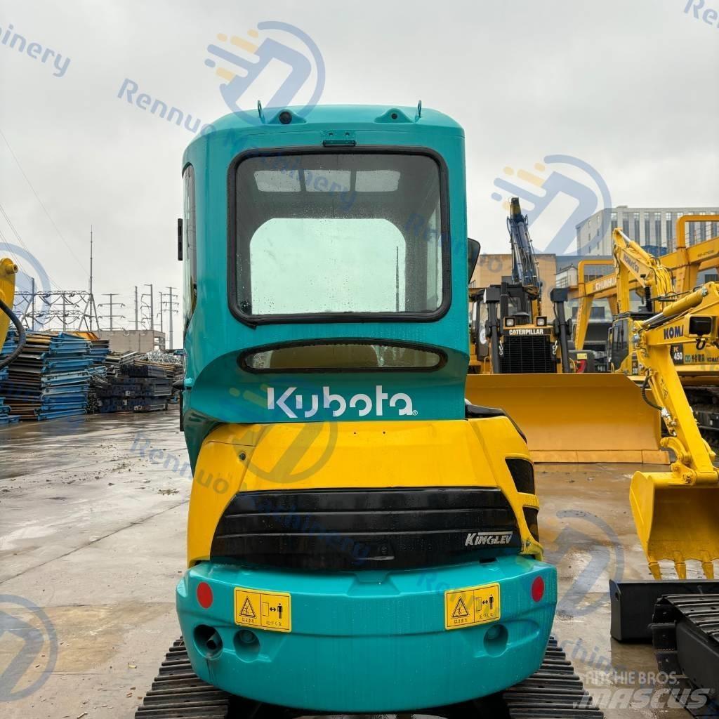 Kubota U 30 小型挖土機/掘鑿機<7t(小型挖掘機)